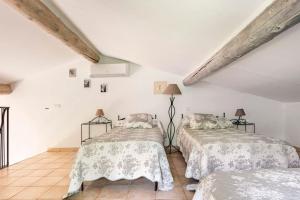 Maisons de vacances Le cabanon, 3 etoiles, sa piscine au pied du Luberon : photos des chambres