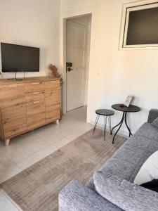 Wanderlust Apartments