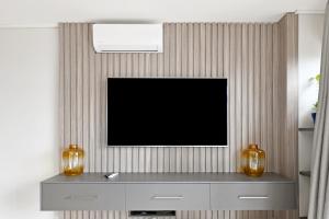 Luxury Apartment in De Waterkant with Amazing Views and Spacious