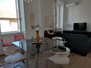 Romantika Guest House