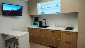 Blue Haven Studio, Rezerva acum studio cu Design Interior pe comanda, Incalzire Pardoseala, Apa filtrata, Cafea, Ceai, Parcare publica Gratuita