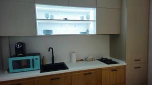 Blue Haven Studio, Rezerva acum studio cu Design Interior pe comanda, Incalzire Pardoseala, Apa filtrata, Cafea, Ceai, Parcare publica Gratuita