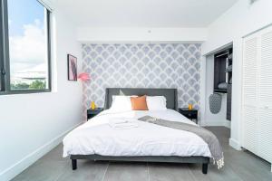 Bright 1BR with Netflix and King Bed Near Brickell and Marlins Park