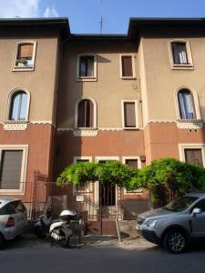 Bright and comfy in a beautiful contemporary home