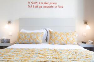 Hotels Hotel du Centre - Chez Janie : photos des chambres