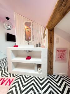 Appartements Chambre Disco Paradisio : photos des chambres