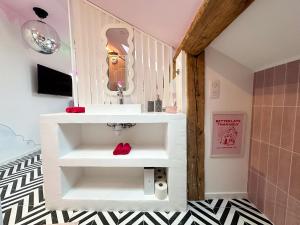 Appartements Chambre Disco Paradisio : photos des chambres