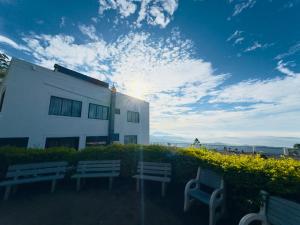 Veu Munnar Retreat - Valley View Rooms