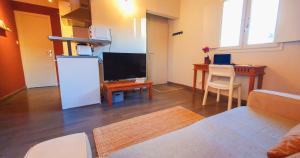 Le nid des Teinturiers - rooftop view - AC