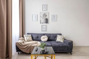 DeLuxe D16 Grand Suite next to the Synagogue