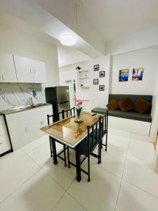 Riverfront City 2 Suite Room