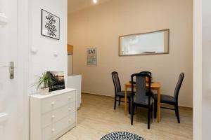 Basilica city center apartment