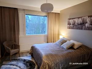 Tyylikäs kaksio keskustasta parkkipaikalla,wifi