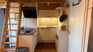 Ferienwohnung mit sonniger Dachterrasse am Pferdehof