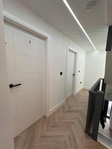 Luxury Private Room With its own Kitchenette in Halesowen R4