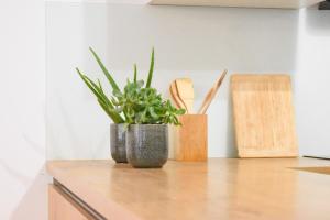 Apartment with Garden & FREE Parking & Late check out