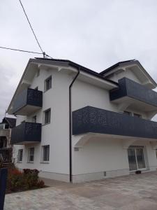 Apartment Emona 