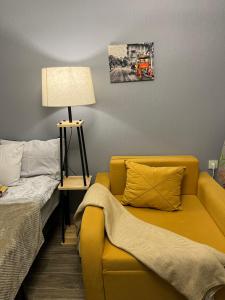 A cozy apartment near the sea