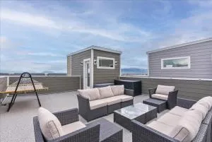 Central Location Rooftop & Balcony - Eagle Mountain