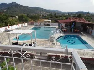 Paradise Studios - Lafiónas