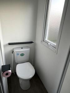 Maisons de vacances Joli Bungalow 464 pour 4-6 pers Camping Siblu Lac des Reves Lattes : photos des chambres