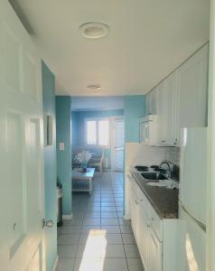 Charming Bluewater Condo