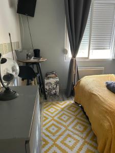 Sejours chez l'habitant Chambre Raphael les monts : photos des chambres