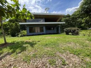 Hospedaje Santiago - La Virgen