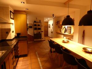 Lo Attic