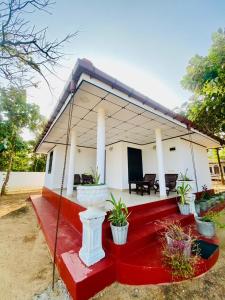Yala Beach Resort Kirinda