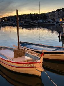 Appartements Cassis - Tres beau studio climatise a cote du port : photos des chambres
