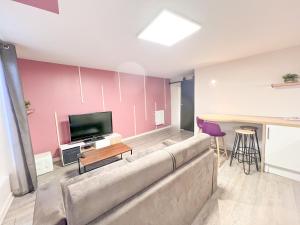 Appartements LE MONTAIGNE - Wifi fibre- Coeur du centre ville-PROPERTY RENTAL NM : photos des chambres