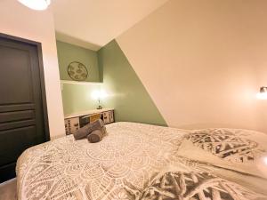 Appartements LE MONTAIGNE - Wifi fibre- Coeur du centre ville-PROPERTY RENTAL NM : photos des chambres