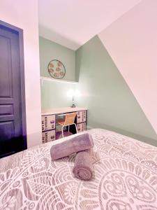 Appartements LE MONTAIGNE - Wifi fibre- Coeur du centre ville-PROPERTY RENTAL NM : photos des chambres