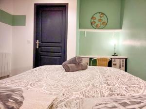 Appartements LE MONTAIGNE - Wifi fibre- Coeur du centre ville-PROPERTY RENTAL NM : photos des chambres
