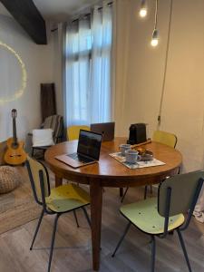 Appartements Cassis - Tres beau studio climatise a cote du port : photos des chambres