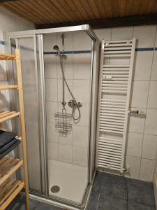 Föhrzeit Wohnung 3 Kuschelig unter Reet mit Garten