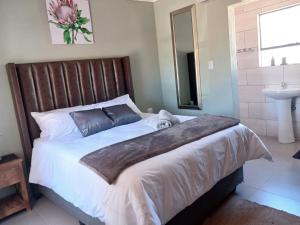 Precious Estates Pearls