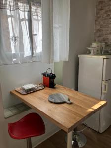 Appartement central des terres chaudes proche bord de mer