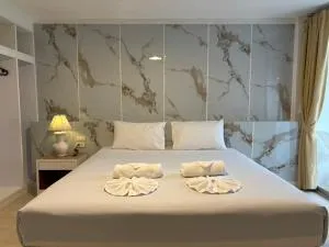 Priew Wan Guesthouse - Ban Dong Kham