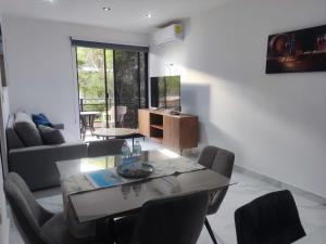 Moderno apartamento 2 dormitorios en condominio, Playa del Carmen
