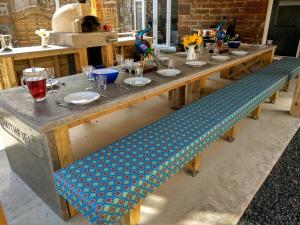 Family and dog friendly stunning barn conversion