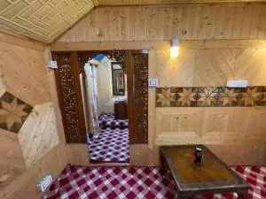 Young Gulshan Apartment - Durgjan