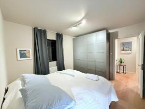 Cozy Apartment , Sleeps 4, 10 Min to Reykjavík Downtown, Family-Friendly