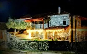 Lilea Elia & Petra - Polydrosos