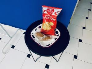 TRUE BLUE Room in Art Flat Bnb