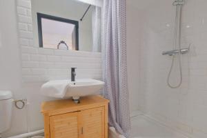 Appartements La Renardiere : photos des chambres