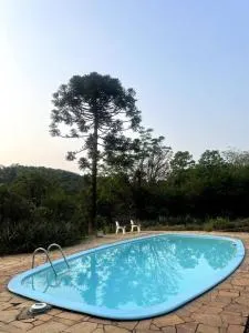 Chácara da Aráucária - sítio privativo com piscina, churrasqueira e área verde - 两兄弟镇