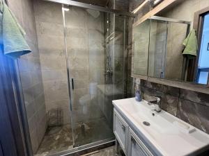 Separate Bedroom Apartment in New Gudauri, Loft 2