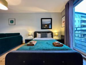 MOMOApart - by Kromera